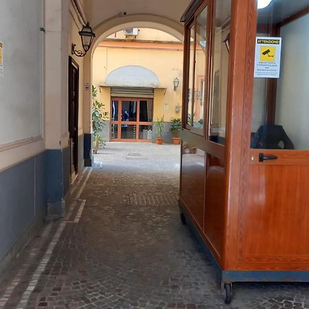 Domus Mea Apartment Νάπολη Εξωτερικό φωτογραφία