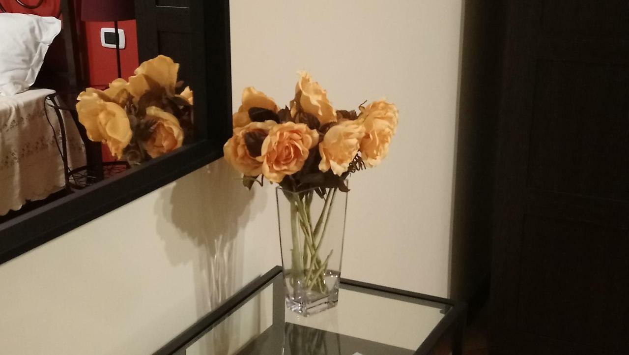 Domus Mea Apartment Νάπολη Εξωτερικό φωτογραφία