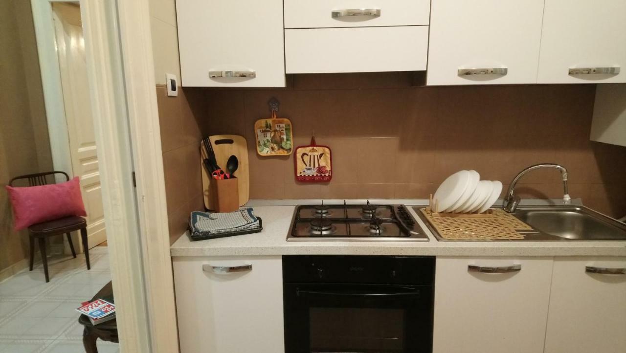 Domus Mea Apartment Νάπολη Εξωτερικό φωτογραφία
