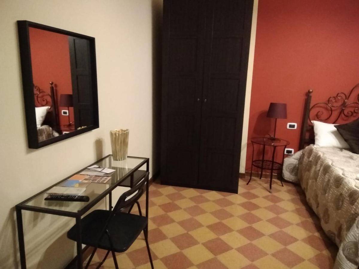 Domus Mea Apartment Νάπολη Εξωτερικό φωτογραφία